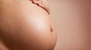Pregnancy Labor: How to Spot Real vs Fake?
