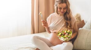 Foods that induce labor